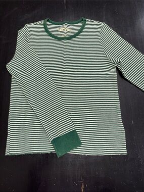 AMERICAN EAGLE green and white striped thermal long sleeve t shirt. size large.